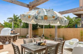 Luxury Riverside Escape with Fire Pit Pizza Oven River Views - Ocean Grove - 8