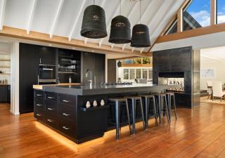 Aroha Homestead Luxury Holiday Home by MajorDomo - 2