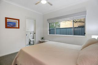 Three Bedroom Townhouse - Hawks Nest - 4