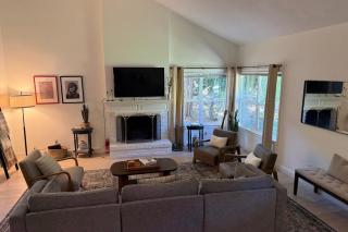 Clementine By AvantStay Bright Modern Retreat w Pool Pool Table Large Patio - Santa Rosa - 2