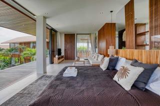 Villa M2 Bespoke 5BR Luxury Retreat in Canggu - Tumbak Bayuh - 9