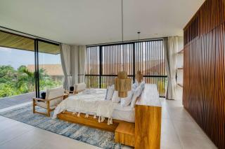 Villa M2 Bespoke 5BR Luxury Retreat in Canggu - Tumbak Bayuh - 1