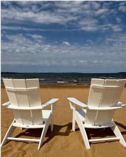 The Baywatch Resort - Traverse City - 9