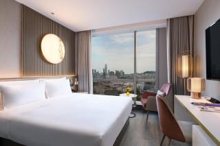 Qingdao Shandong Road Mixc Orange Crystal Hotel - Qingdao - 1