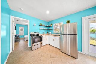 Sea Breeze Retreat - Fort Pierce - 3