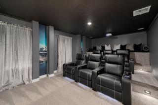 Luxurious 8 Bedroom 5 Bath Resort Arcade and Theatre - 1