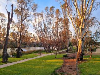 Bridgewater Caravan Park - Bridgewater-on-Loddon - 2