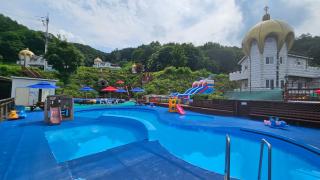 Elf Resort Hotel - Pyeongchang - 9