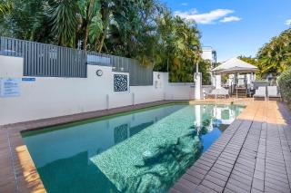 Fully renovated 2 bedroom apartment in Mooloolaba - Mooloolaba - 0