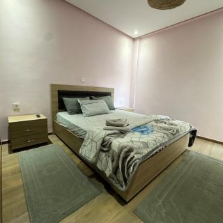 Elegant Luxurious Apartment with Parking and Pool - 7