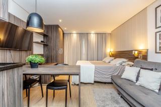 Studio Moderno no Centro com Piscina, Vista Panorâmica e Garagem - Curitiba - 7