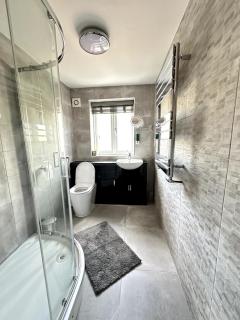 Urban Stay 5 Guests Free Parking - Woking - 7