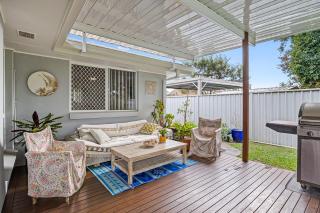 3 bedroom home close to beach and pet friendly - Kawana Waters - 9