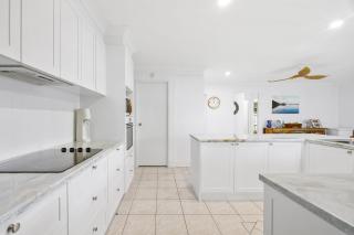 3 bedroom home close to beach and pet friendly - Kawana Waters - 5