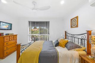 3 bedroom home close to beach and pet friendly - 2