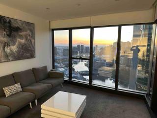 Prima Tower - Two Bedroom Apartment with Balcony - Melbourne - 1