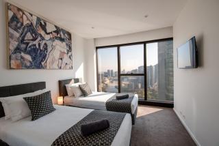 Prima Tower - Two Bedroom Apartment with Balcony - Melbourne - 3