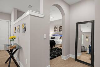 1 Bed Self Check-in pool Gym 30 plus Day Stays - 8