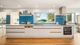 Surfers Rest - Stunning home 3 mins to beach - 7