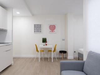 Beachside Getaway in Las Canteras for 2 - Las Palmas de Gran Canaria - 4