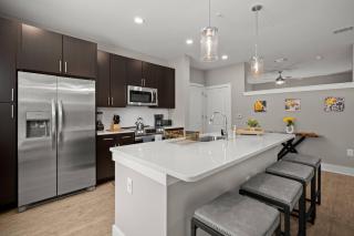 studio/Self Check-in/ 30+ Day Stays - Goose Creek - 4
