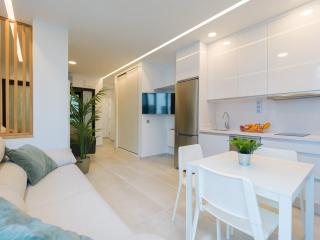 Modern Beachfront Retreat for 2 - Las Palmas de Gran Canaria - 8