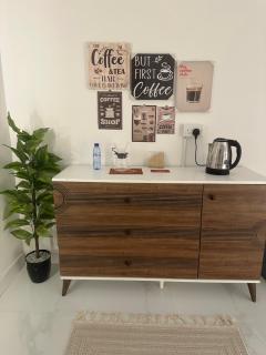 شقه فندقيه غرفه وصاله مريحه - 8