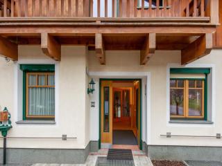 Chalet in Kaltenbach near Ski Lift, cleaning included - 2