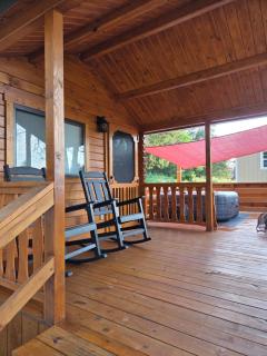 Flint Rock Cabins - The Spear - Lonsdale - 1