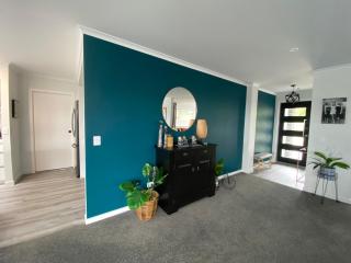 PRIVATE QUIET and MODERN HOME - 7