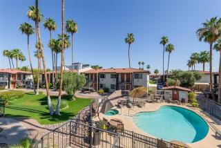 213 Fully Furnished 1BR Suite-Outdoor Pool - Scottsdale - 0