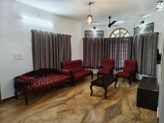 Big Family Getaway 3BHK Extra Beds Private - 0