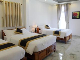 Hong Mai Hotel Nha Trang - Nha Trang - 9