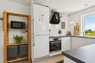 Holiday Home With Spa, Sauna And Sea View - Rønde - 2