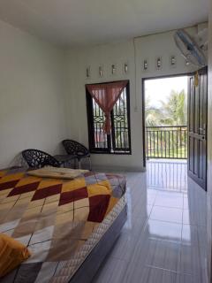 Wild Gibbon Guesthouse - Bukit Lawang - 6