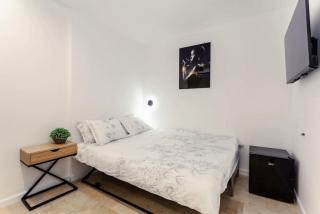 BreezHouse Jonah Beach 10 BR Underground Apartment - Tel Aviv - 4