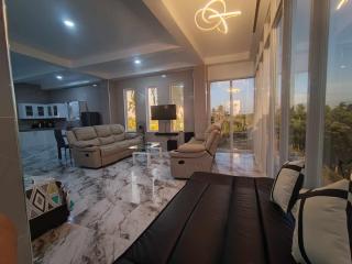 Stargazers Luxury Condo Complex apartments - Ocoy - 5