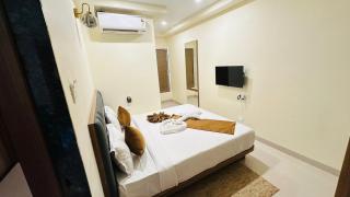 Hotel RK Celebration Managed By Kurma's Group - - 8