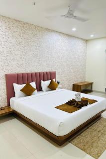 Hotel RK Celebration Managed By Kurma's Group - - 7