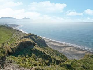 Pebbles - Ukc6950 - Caernarfon - 3