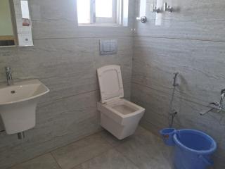 Guest Nest - Srinagar - 1