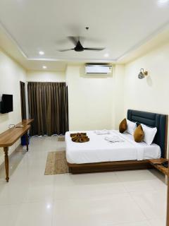 Hotel RK Celebration Managed By Kurma's Group - - 9
