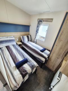 New 2 bed holiday home with decking in Rockley Park Dorset near the sea - Lytchett Minster - 4