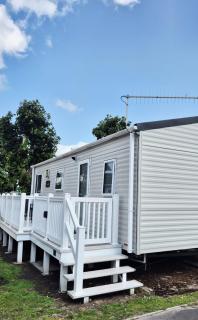 New 2 bed holiday home with decking in Rockley Park Dorset near the sea - Lytchett Minster - 7