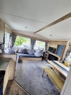 New 2 bed holiday home with decking in Rockley Park Dorset near the sea - Lytchett Minster - 8