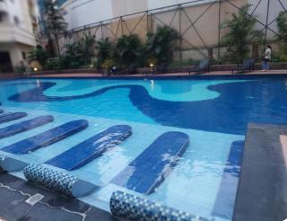 Modern Minimalist 1BR Condotel at BGC Taguig - Taguig - 1
