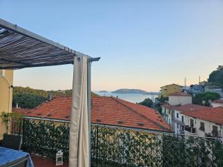 La Terrazza sul Golfo dei Poeti con vista mare - 0