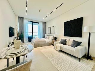 Luxe Studio Retreat Jacuzzi Parking, Pool & Gym - 7