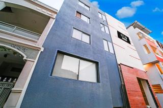 Hotel O Vijay Nagar Square - Indore - 1