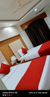 Hotel The Anand # International Near Metta Buddharam Temple-Mahabodhi Temple 1500m - Restaurant -Swimming Pool & Parking Facilities- Fully Air Conditioning Luxuary Rooms - Best Hotel - Bodh Gaya - 1